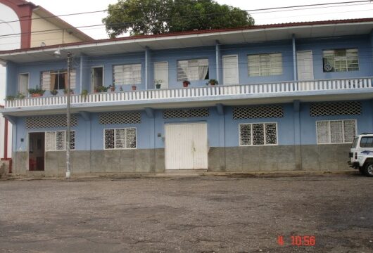 Casa de la pastoral social, antiguo colegio Cristóbal Colon