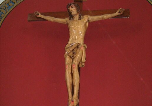 Escultura Cristo crucificado principal